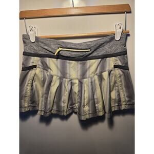 LULULEMON Pickleball Ombré Run Reflective Yellow Gray Striped Skort Sz 6 tennis